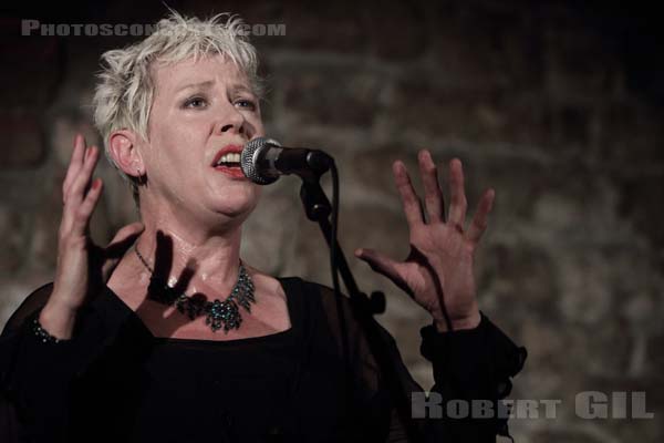 HAZEL O'CONNOR AND THE BLUJA PROJECT - 2010-05-02 - PARIS - Theatre de Nesle - 